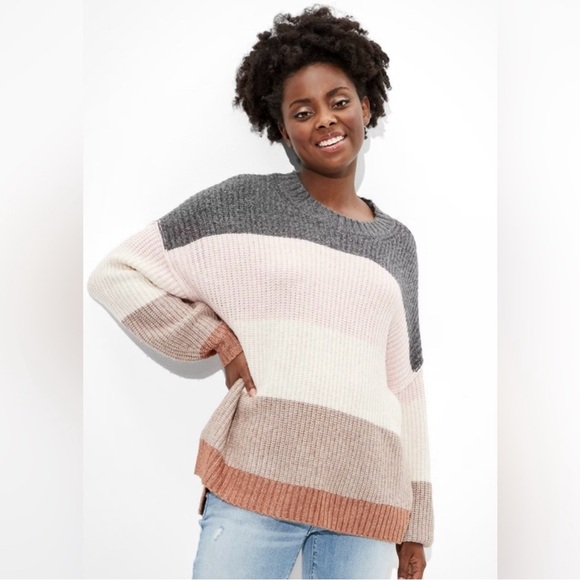 American Eagle Color block Long Oversized Knit Sweater Size Small - Picture 2 of 6
